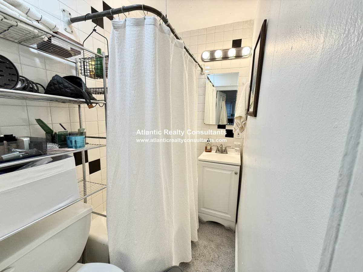 Apartment for rent at 337 Beacon St #9, Boston, MA 02116