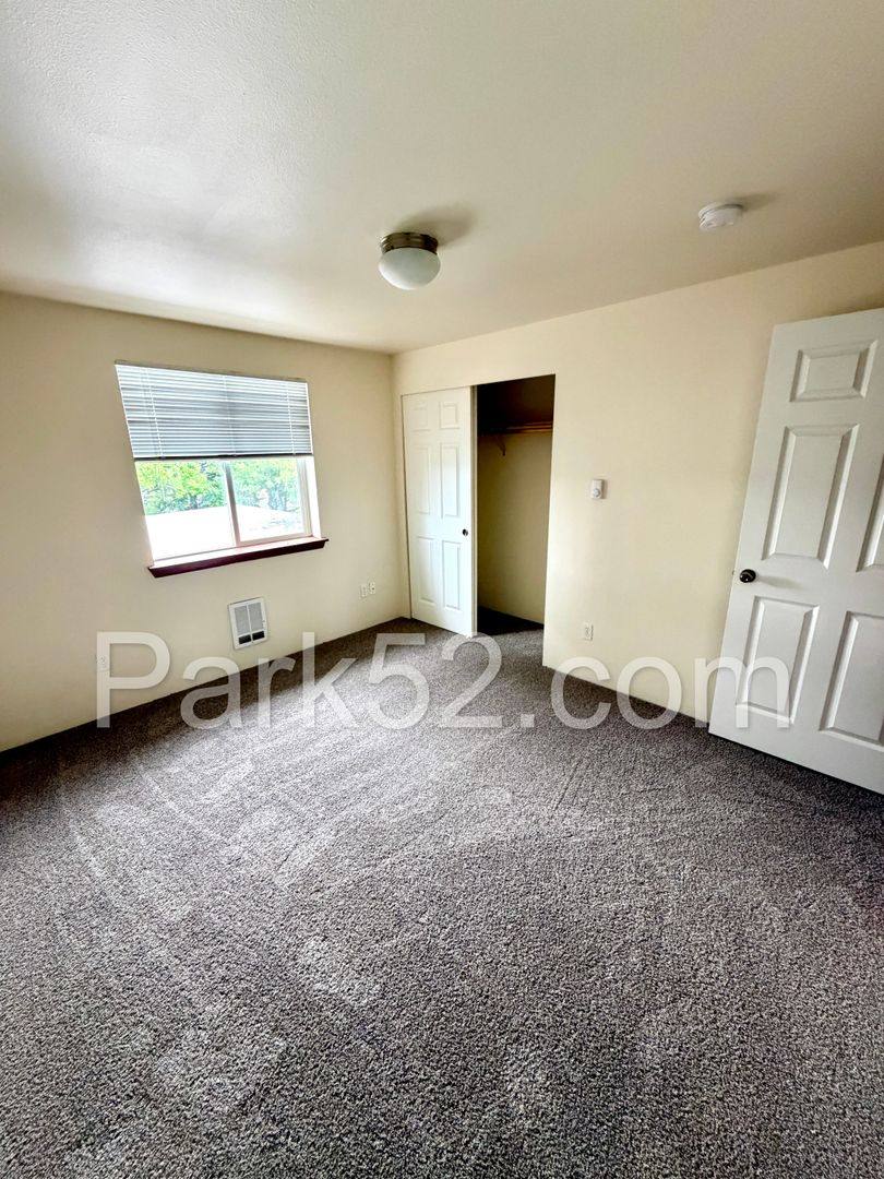 Apartment for rent at 17702 85th Ave Court E, Puyallup, WA 98375