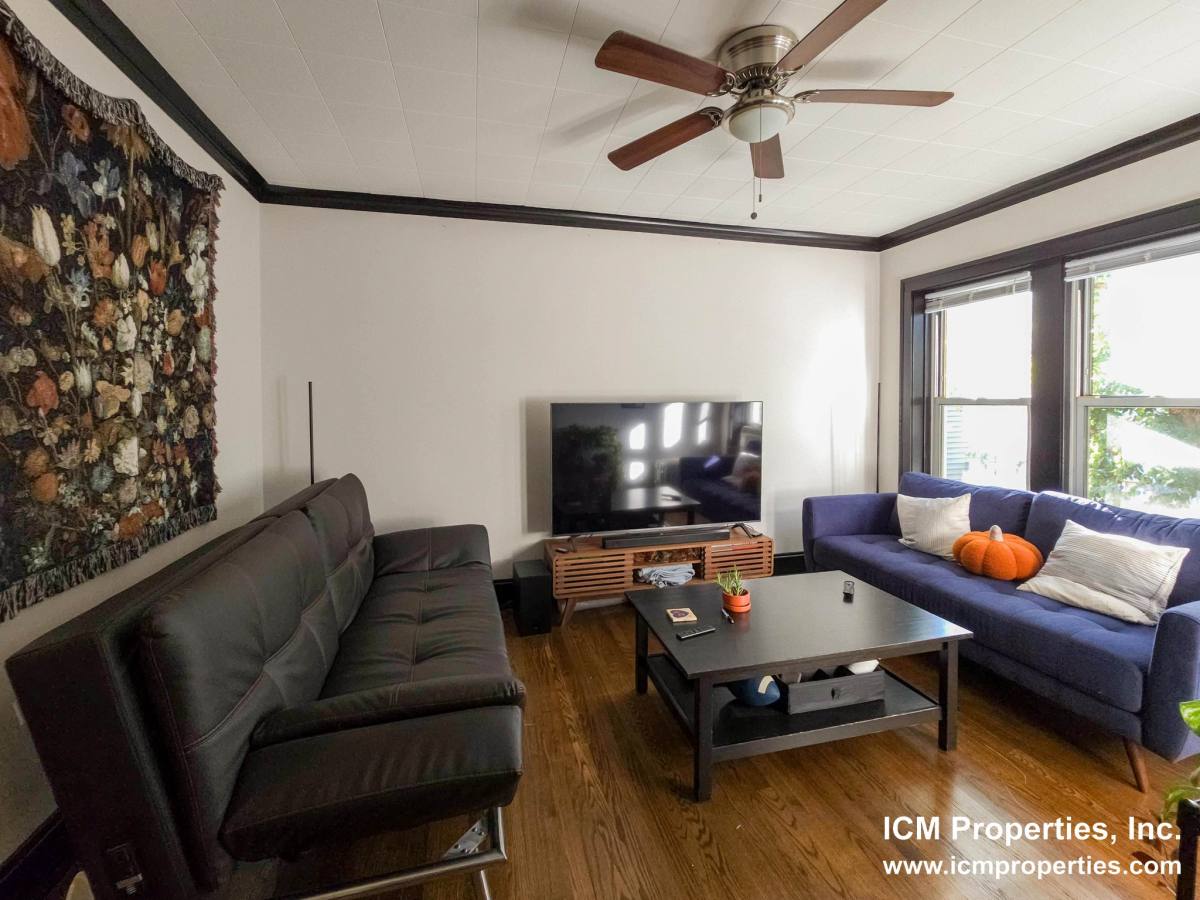 Apartment for rent at 5073 N Wolcott #3, Chicago, IL 60640