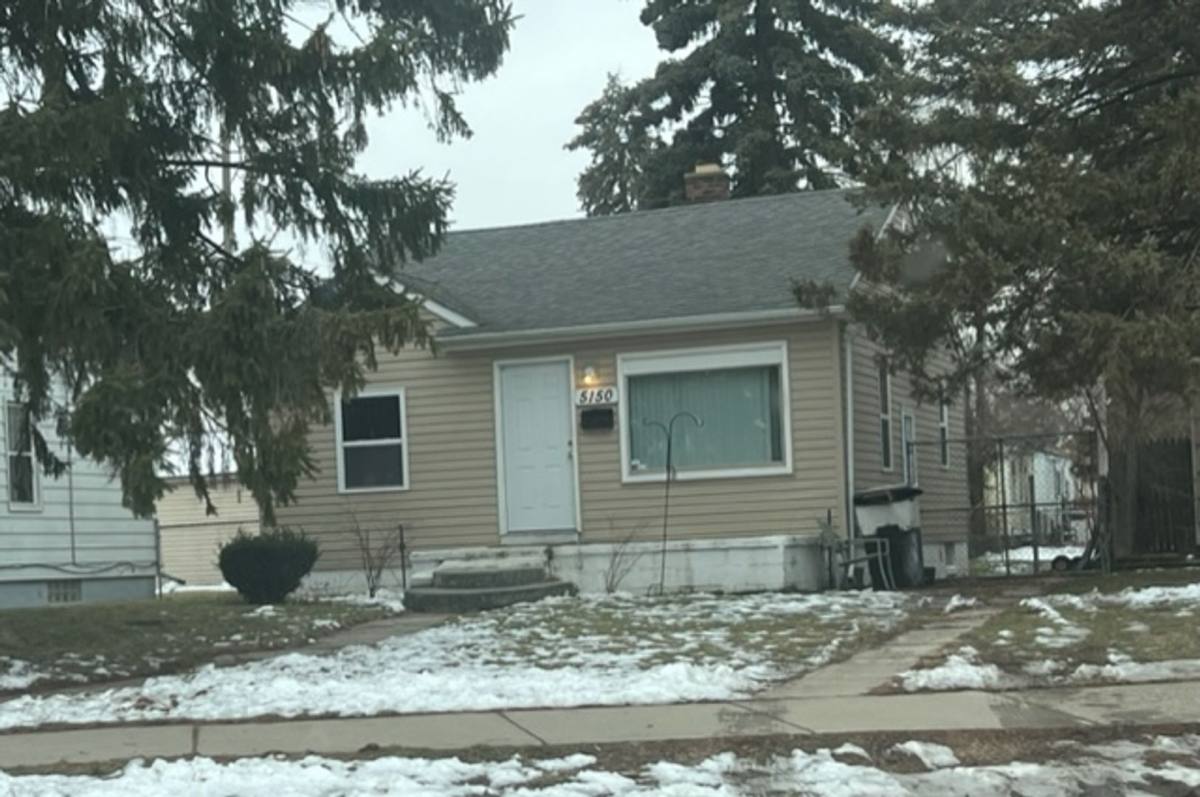 House for rent at 5150 E Outer Dr, Detroit, MI 48234