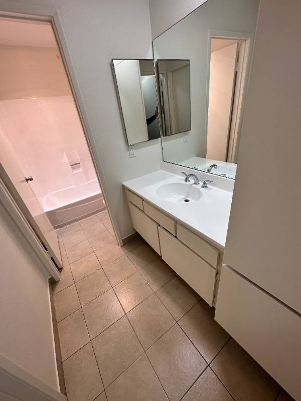 Apartment for rent at 7040 Haskell Ave #307, Van Nuys, CA 91406