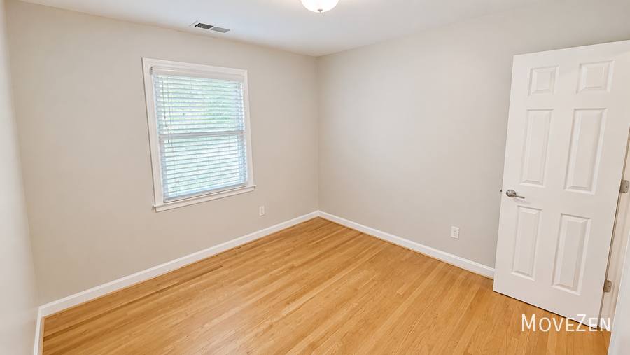 House for rent at 3331 Donovan Place, Charlotte, NC 28215
