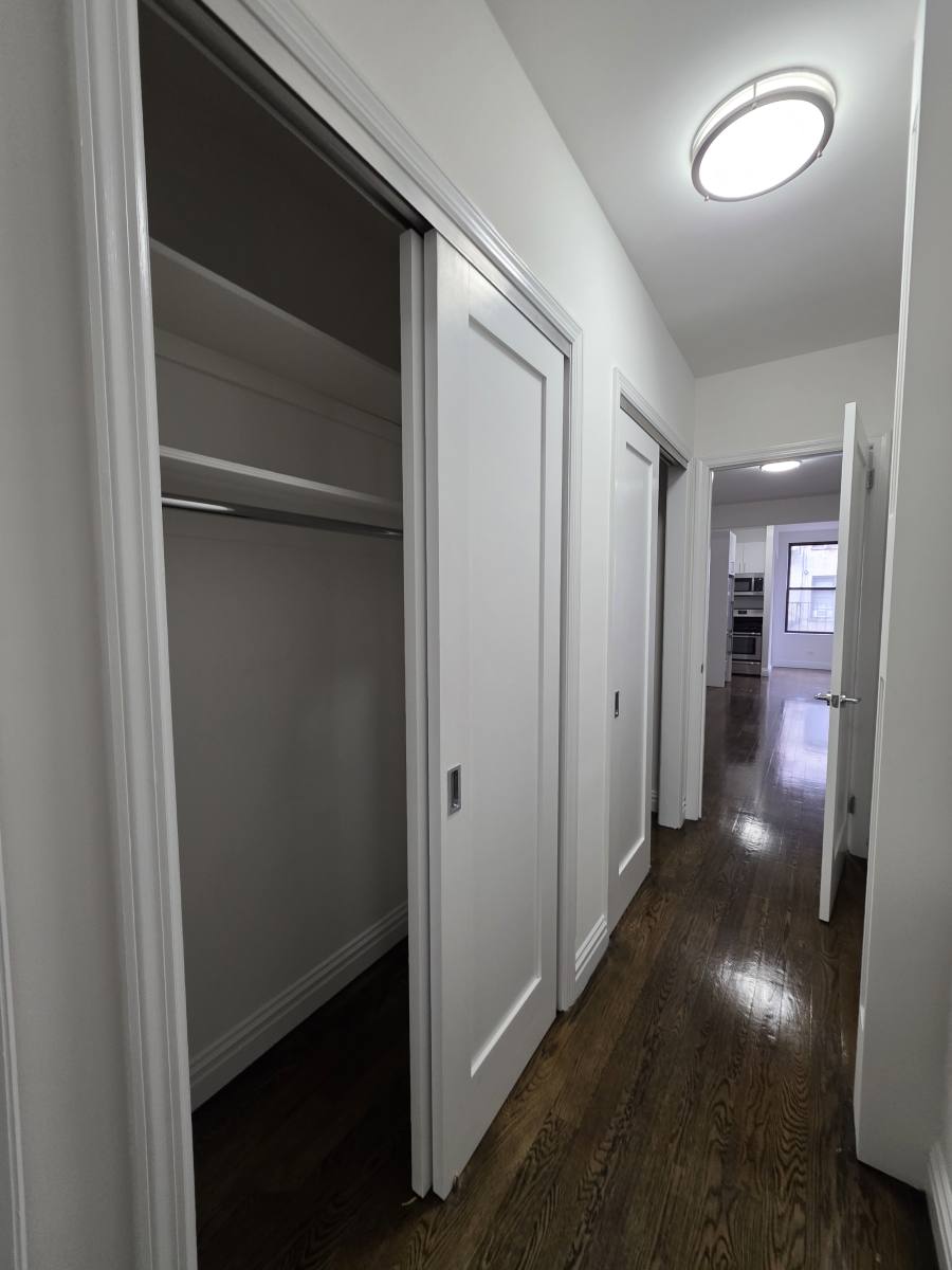 Apartment for rent at 216 E 89th St #EV3W, New York, NY 10128