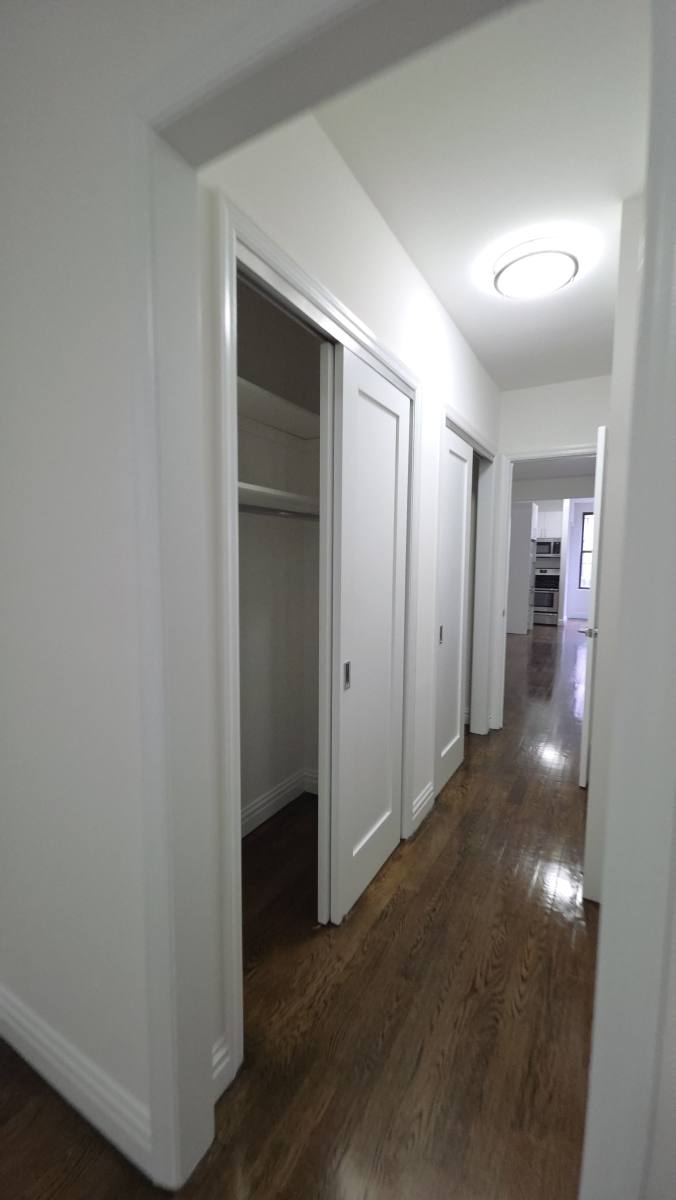 Apartment for rent at 216 E 89th St #EV3W, New York, NY 10128