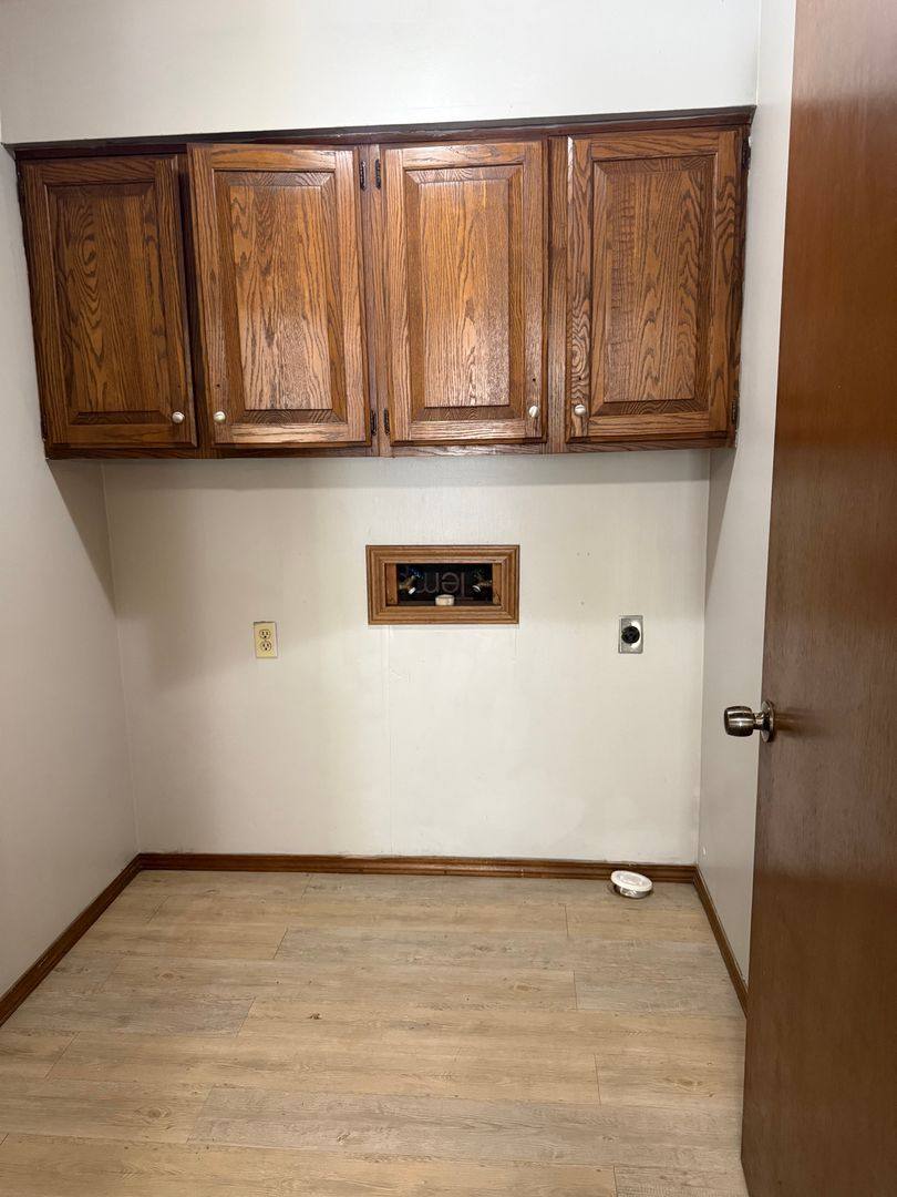 House for rent at 2367 W Farm Rd, Springfield, MO 65807