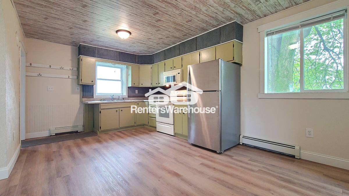 House for rent at 1981 County Rd #G, New Richmond, WI 54017