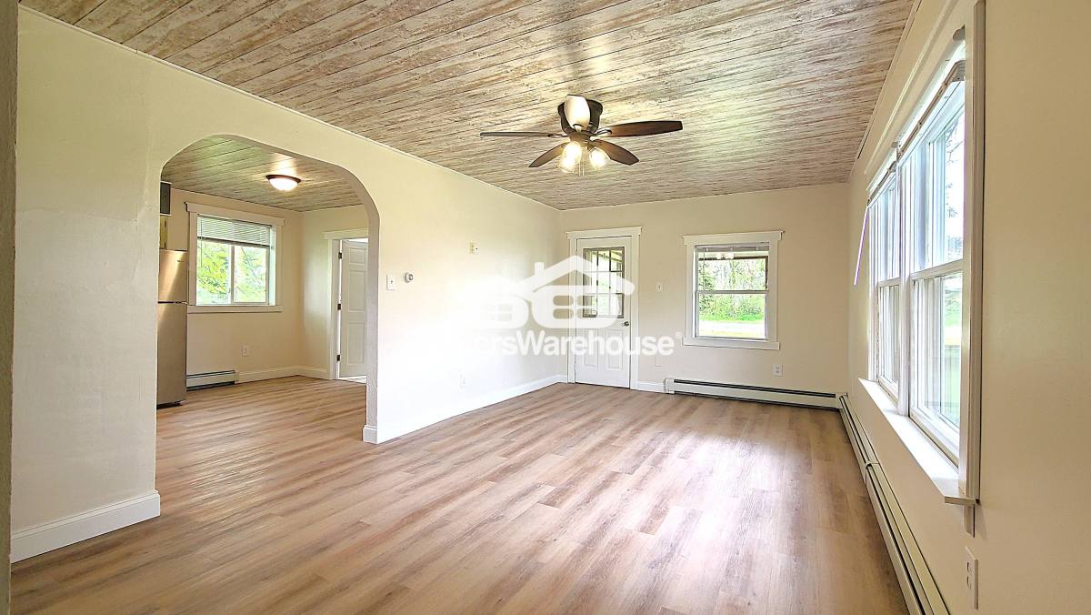 House for rent at 1981 County Rd #G, New Richmond, WI 54017