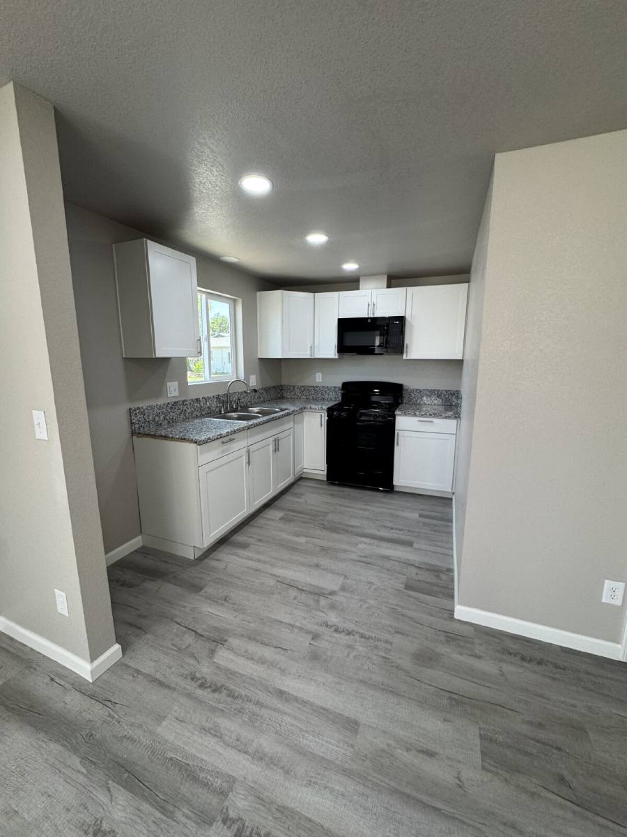 Apartment for rent at 1855 D St, Merced, CA 95340