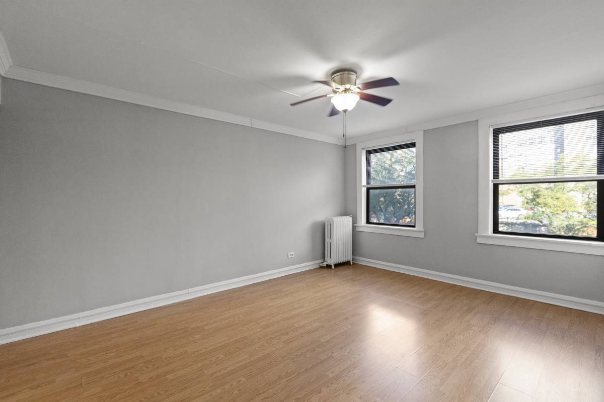 Apartment for rent at 661 W Sheridan #410, Chicago, IL 60613