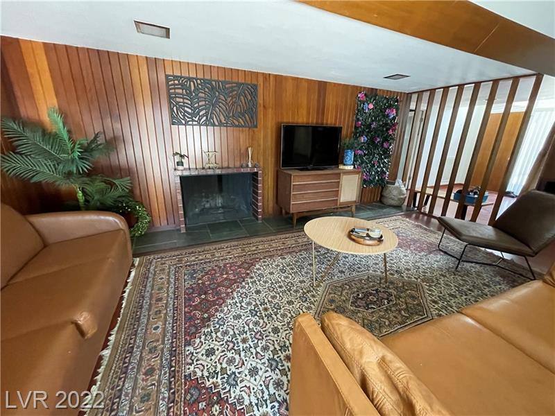 Apartment for rent at 1332 5th Place, Las Vegas, NV 89104