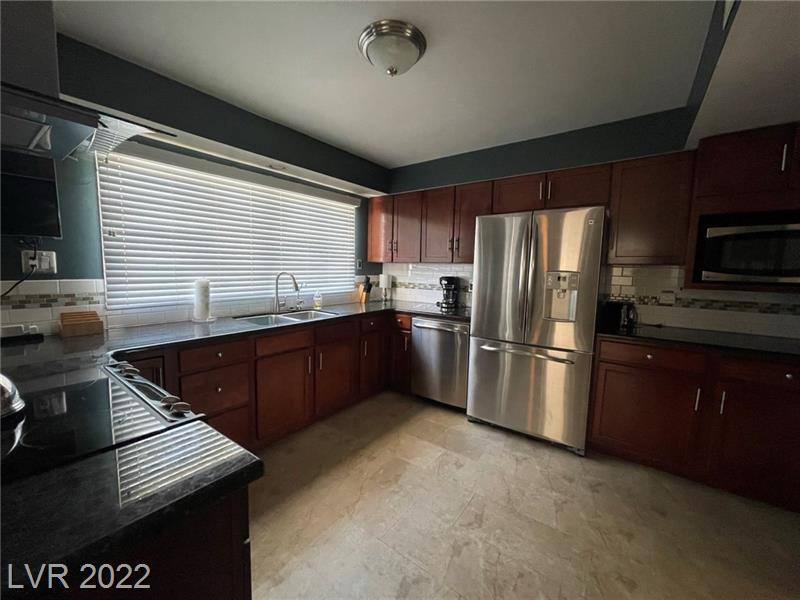 Apartment for rent at 1332 5th Place, Las Vegas, NV 89104