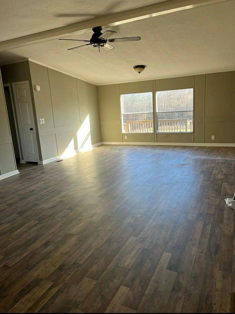 House for rent at 3289 Bradshaw Rd, Austin, KY 42123