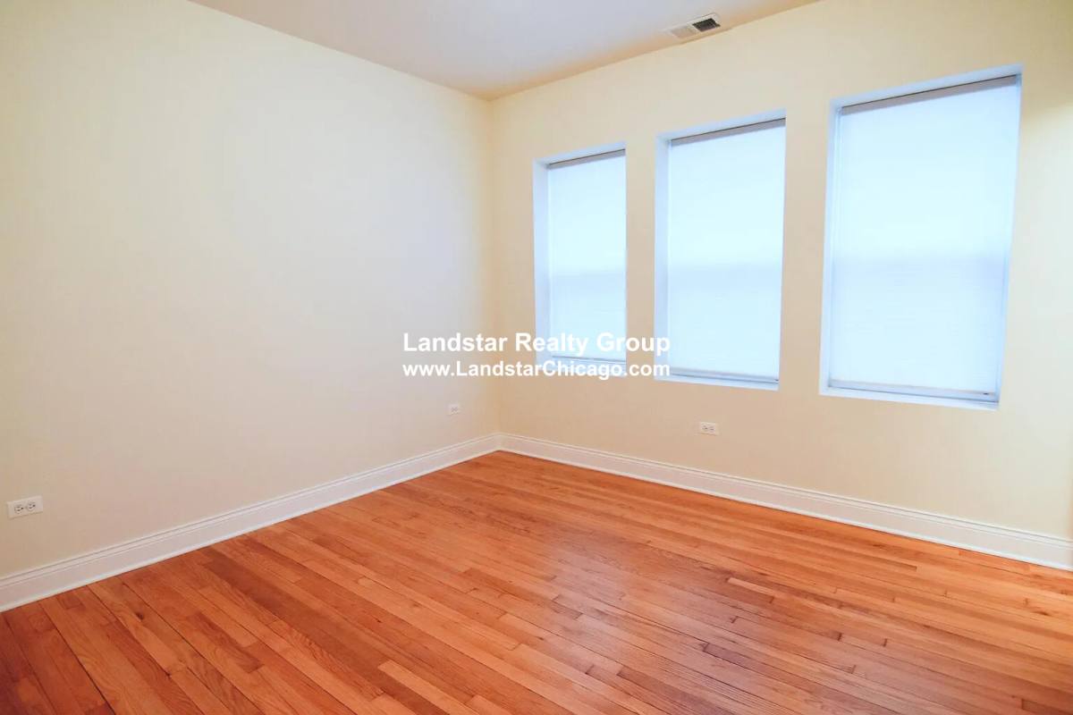 Apartment for rent at 6453 N Newgard Ave #2, Chicago, IL 60626