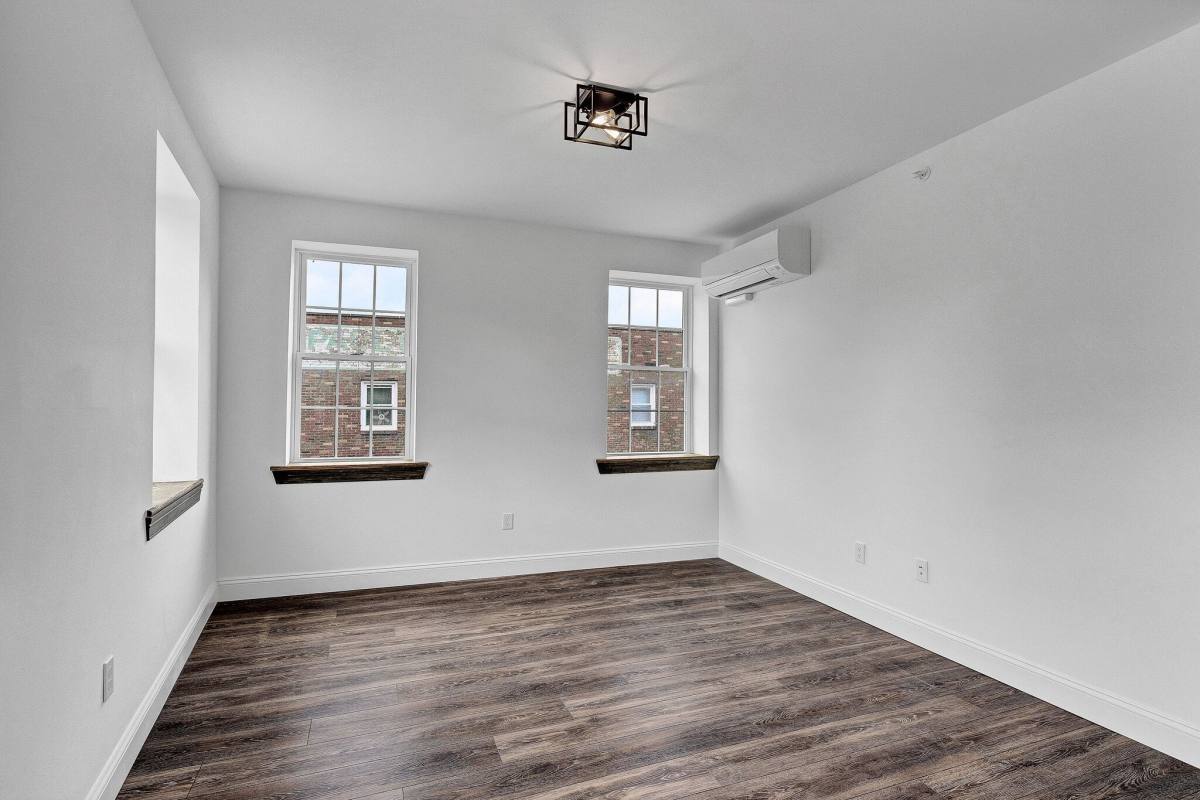House for rent at 623 Main St #2-101, South Windsor, CT 06074