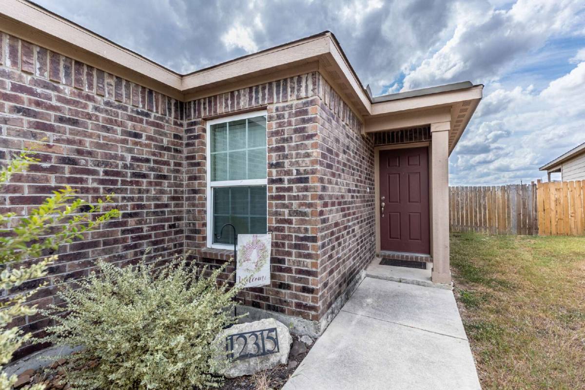 House for rent at 12315 Fish Hook, San Antonio, TX 78252