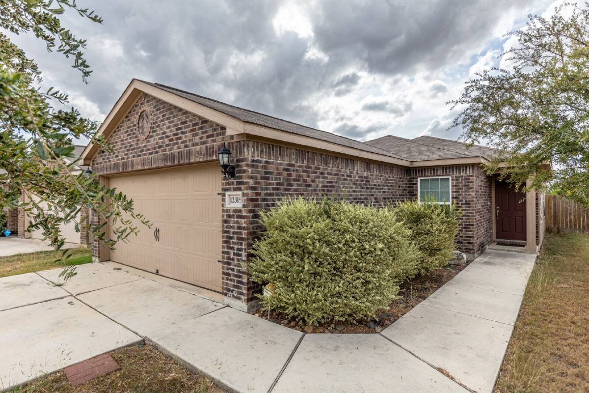 House for rent at 12315 Fish Hook, San Antonio, TX 78252