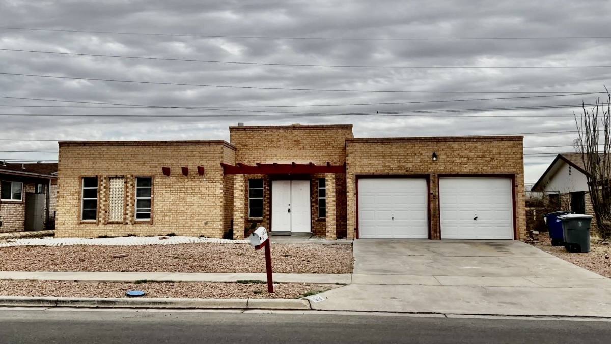 House for rent at 1618 Dale Douglas Dr, El Paso, TX 79936