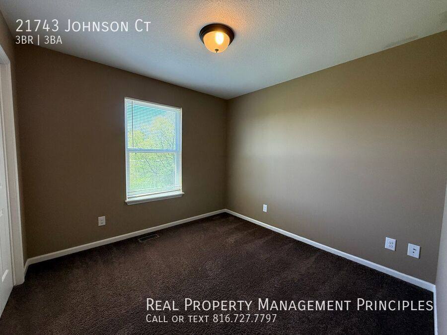 House for rent at 21743 Johnson Court, Spring Hill, KS 66083