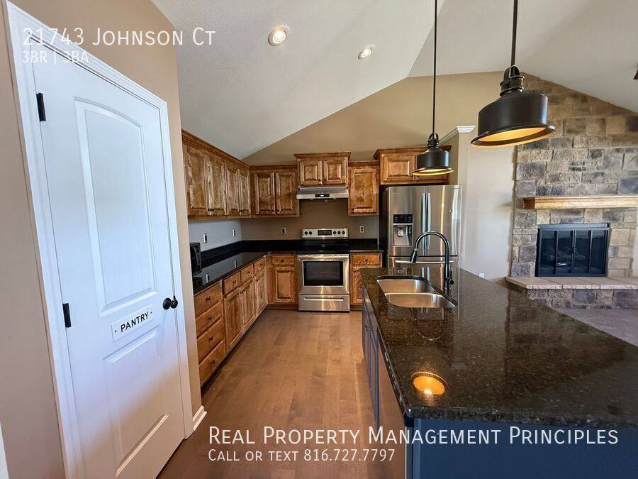 House for rent at 21743 Johnson Court, Spring Hill, KS 66083