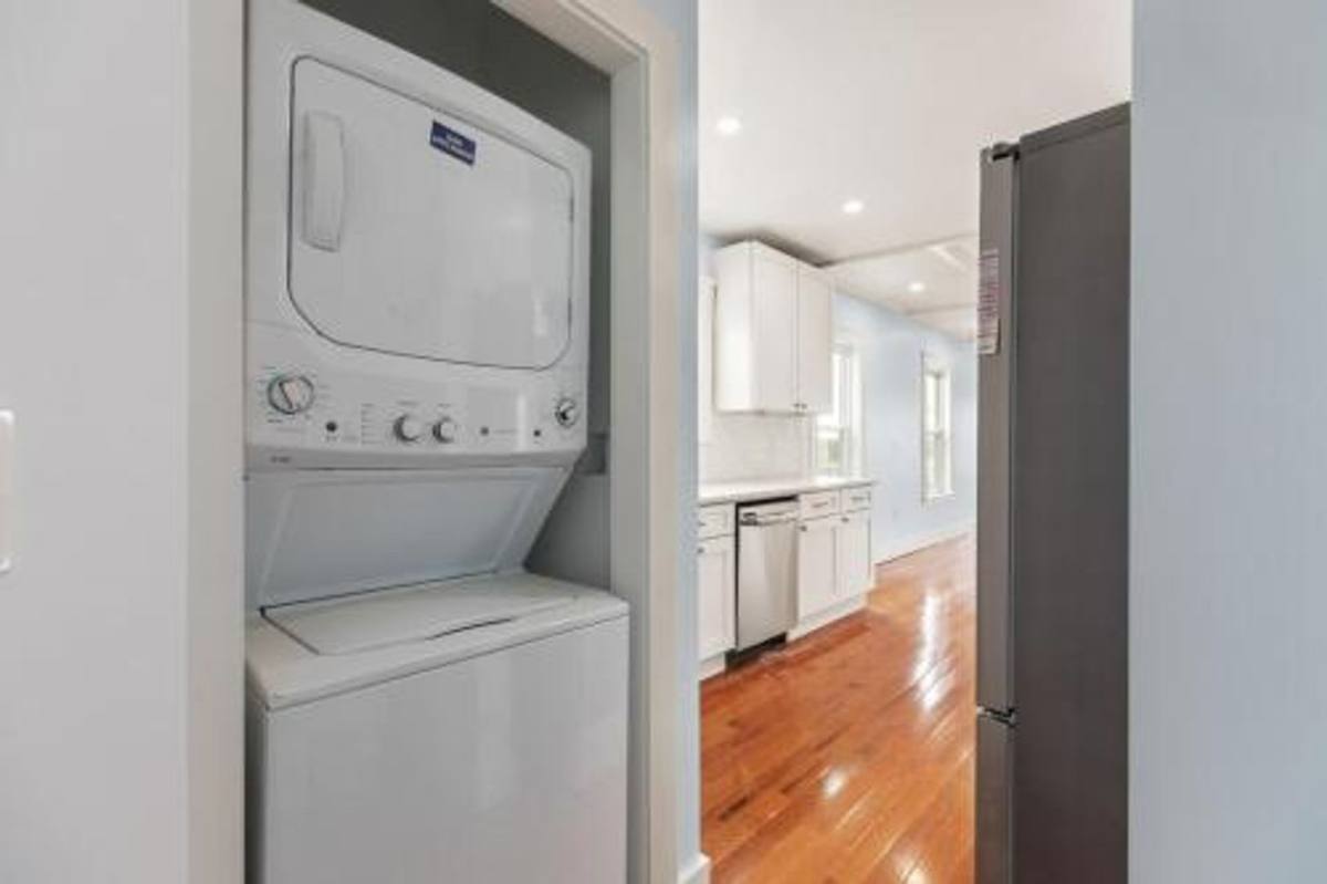 Apartment for rent at 1008 Winthrop Ave, Revere, MA 02151