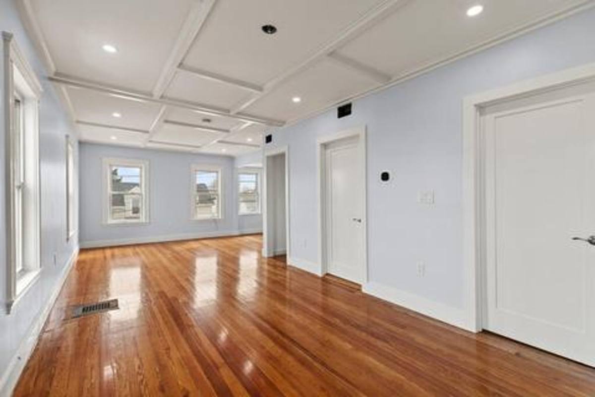 Apartment for rent at 1008 Winthrop Ave, Revere, MA 02151