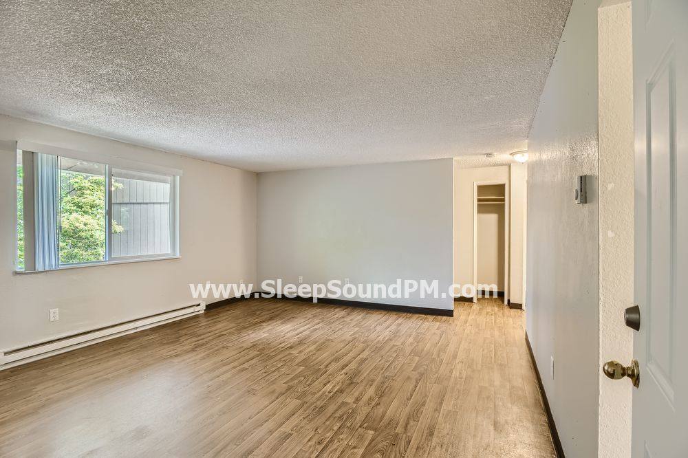 Apartment for rent at 691 Molalla Ave #15, Oregon City, OR 97045