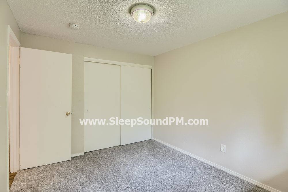 Apartment for rent at 691 Molalla Ave #15, Oregon City, OR 97045