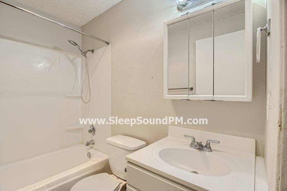 Apartment for rent at 691 Molalla Ave #15, Oregon City, OR 97045