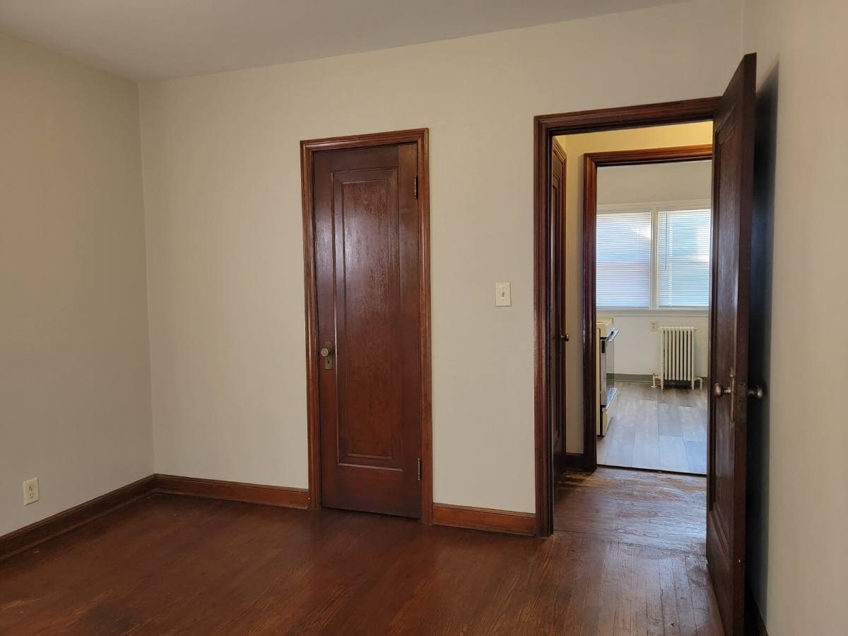 Apartment for rent at 512 S Memorial Dr, Appleton, WI 54911
