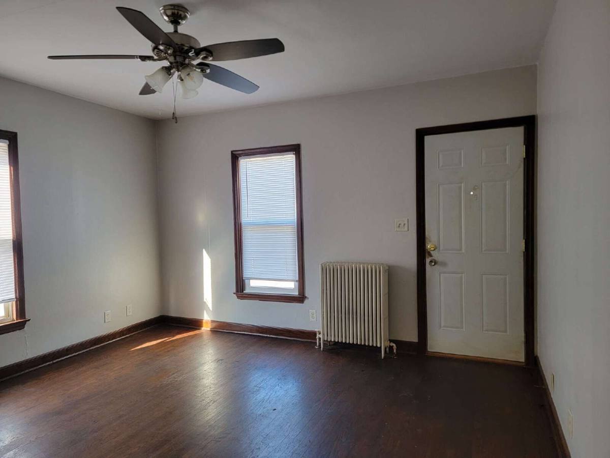 Apartment for rent at 512 S Memorial Dr, Appleton, WI 54911