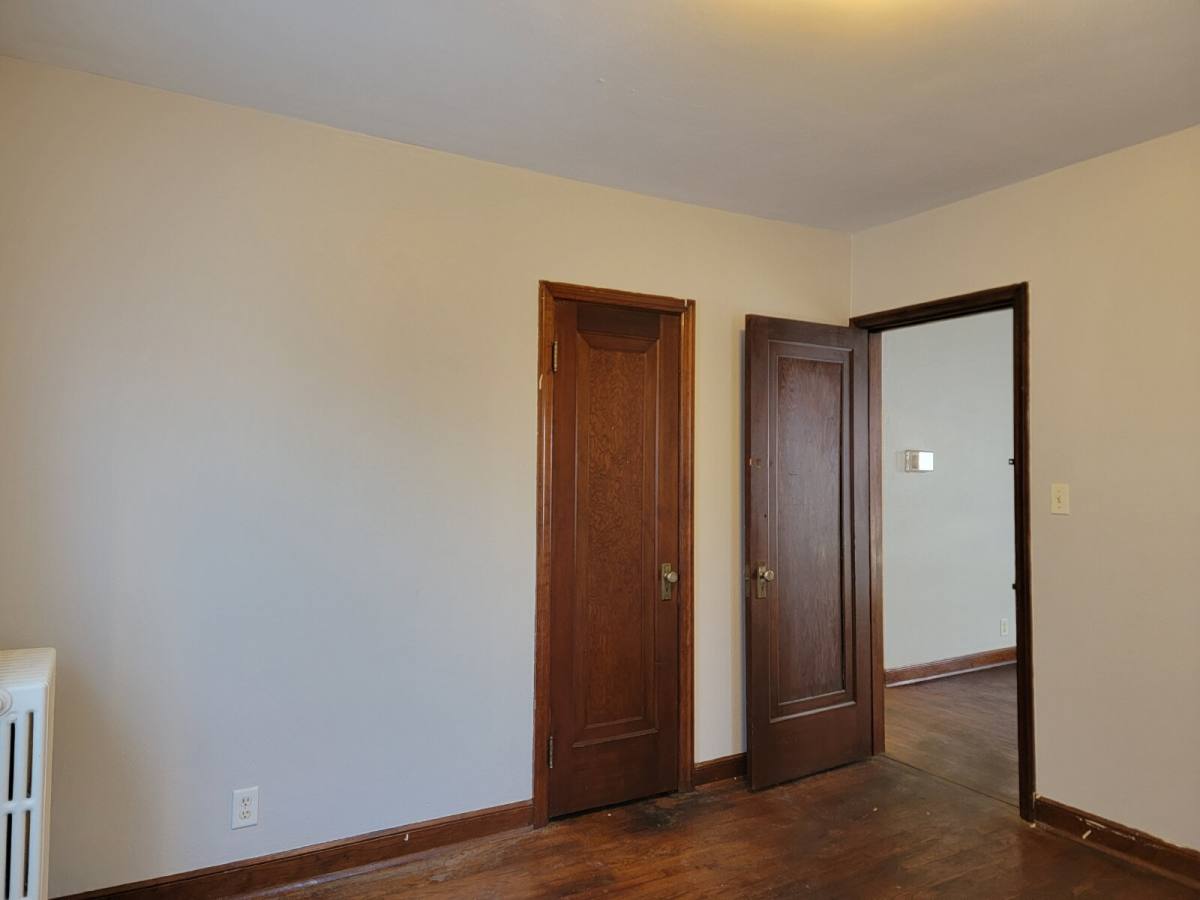 Apartment for rent at 512 S Memorial Dr, Appleton, WI 54911