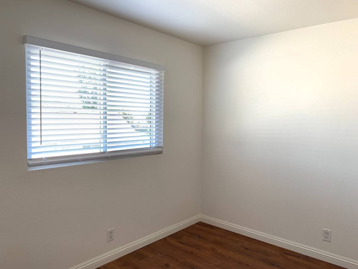 Townhouse for rent at 1418 N Elderberry Ave, Ontario, CA 91762