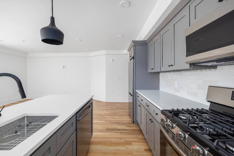 Apartment for rent at 293 Governor #201, Providence, RI 02906