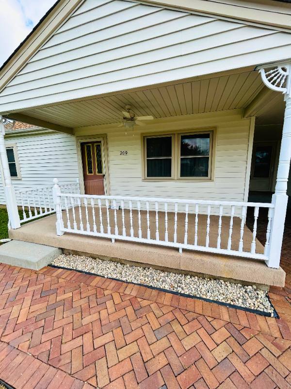 House for rent at 209 E 35th St, Anderson, IN 46013