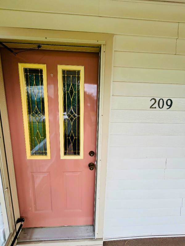 House for rent at 209 E 35th St, Anderson, IN 46013
