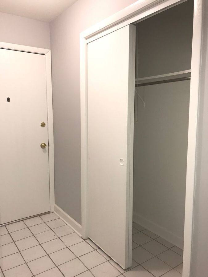 Apartment for rent at 9700 Nottingham Ave #3A, Chicago Ridge, IL 60415