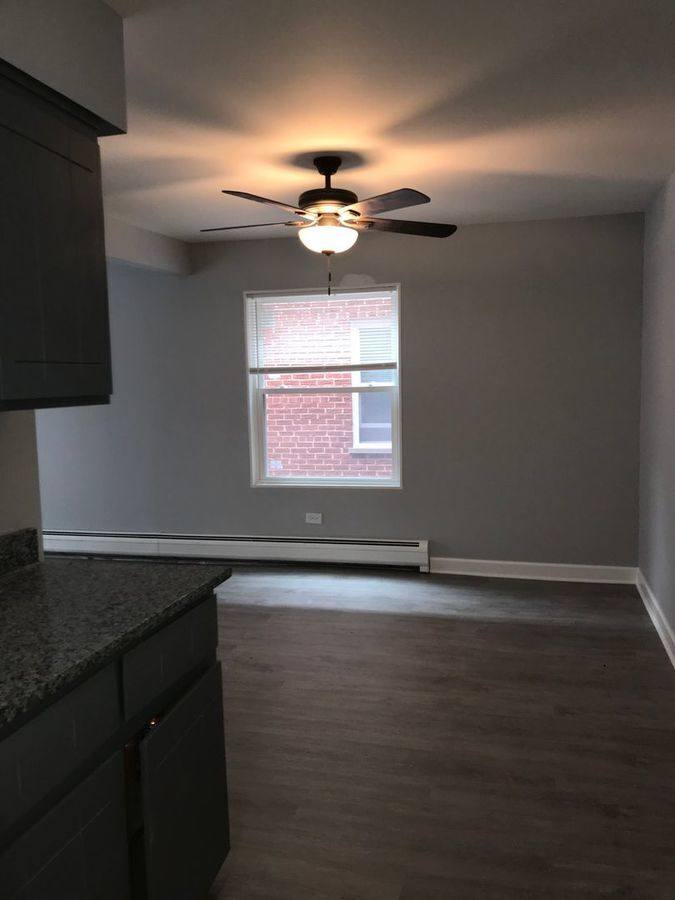 Apartment for rent at 9700 Nottingham Ave #3A, Chicago Ridge, IL 60415
