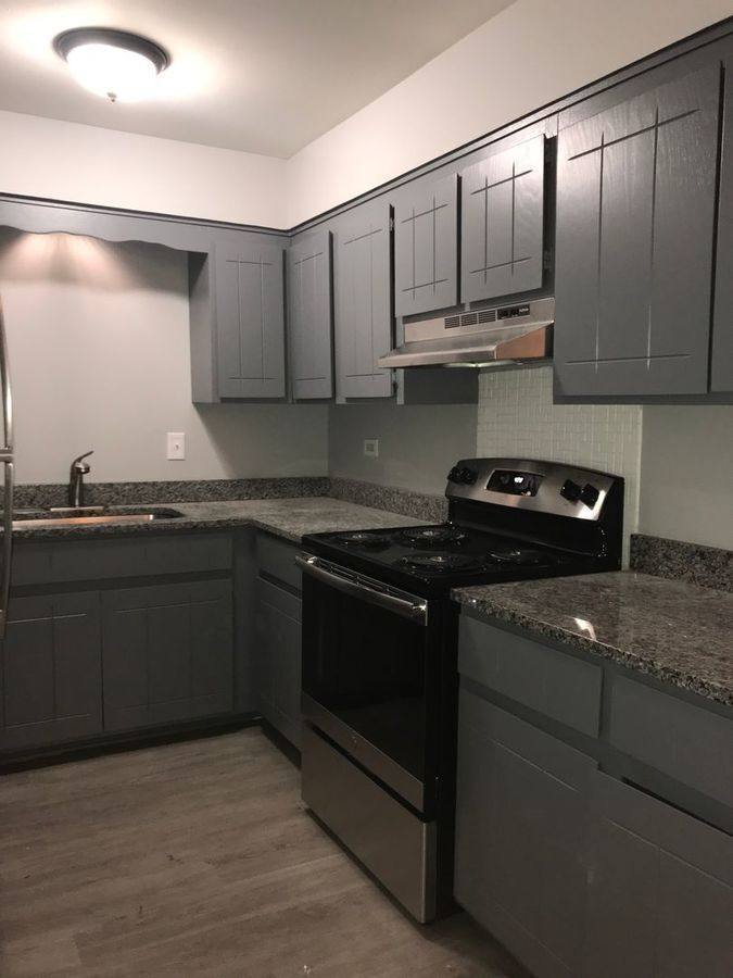 Apartment for rent at 9700 Nottingham Ave #3A, Chicago Ridge, IL 60415