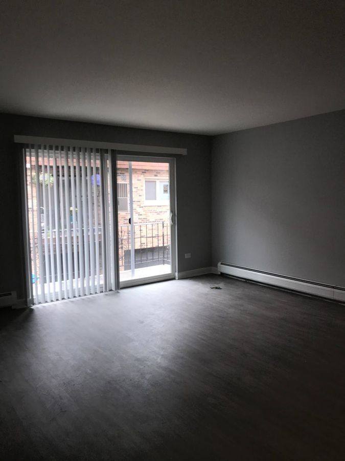 Apartment for rent at 9700 Nottingham Ave #3A, Chicago Ridge, IL 60415