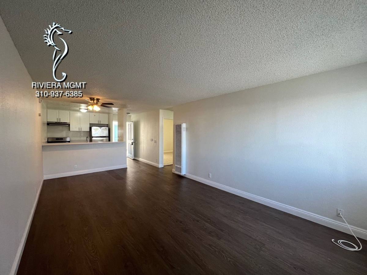 Apartment for rent at 13432 Vermont Ave, Gardena, CA 90247