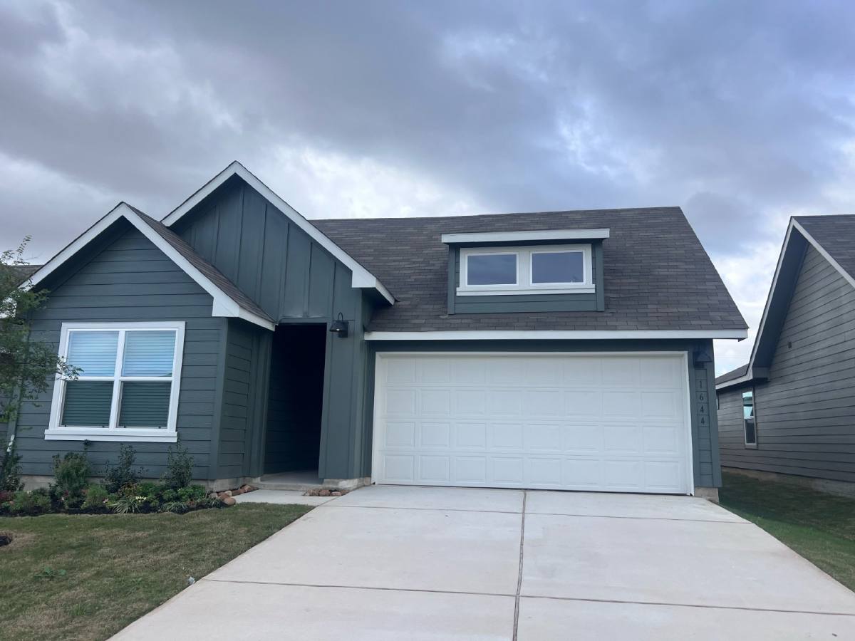 House for rent at 1644 Layne Loop, New Braunfels, TX 78130