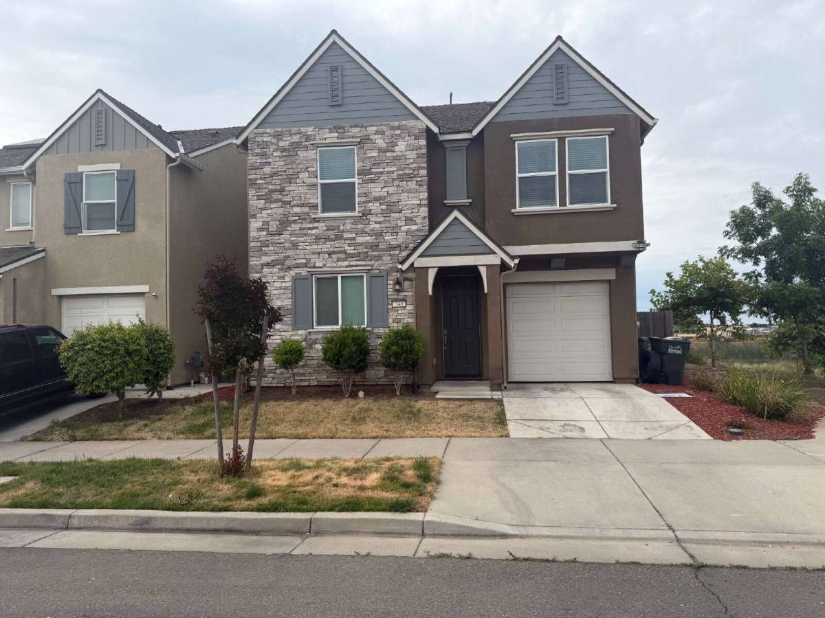 House for rent at 340 Korbel Ave, Merced, CA 95348