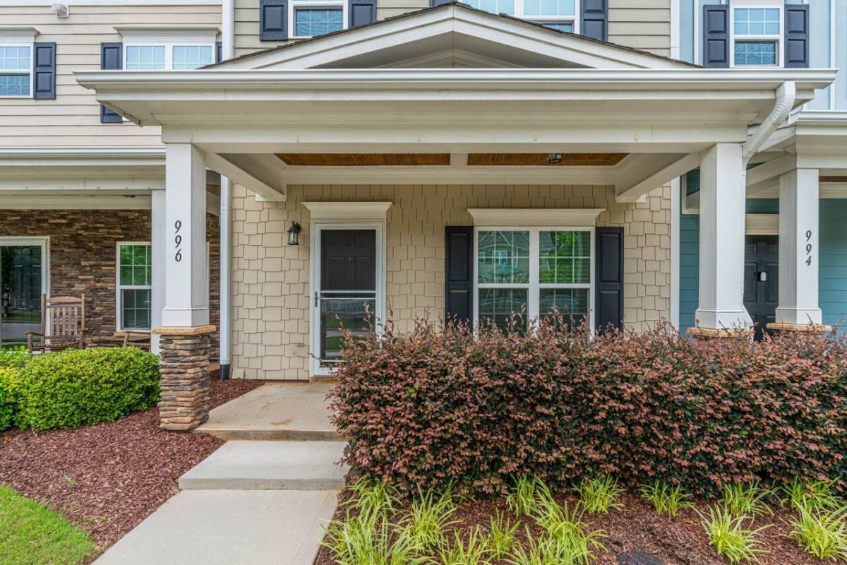 Townhouse for rent at 996 Tender Dr, Apex, NC 27502