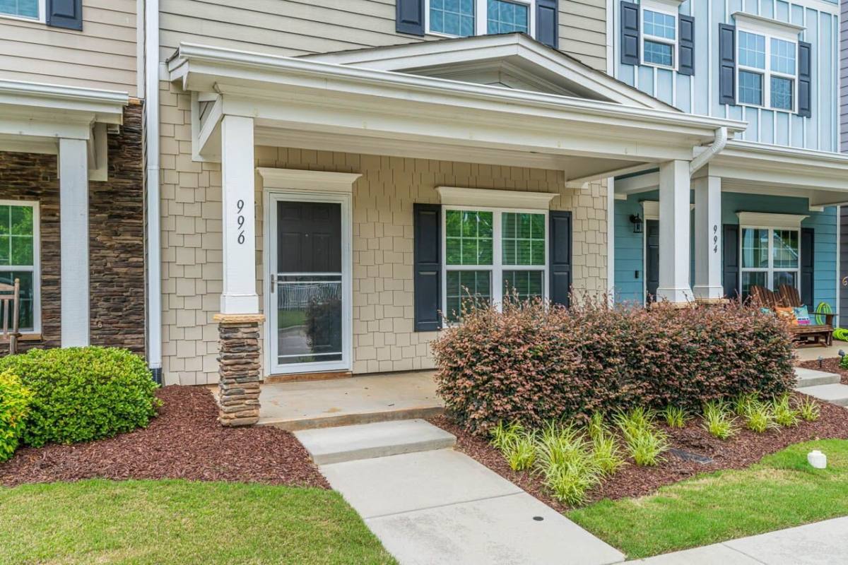 Townhouse for rent at 996 Tender Dr, Apex, NC 27502