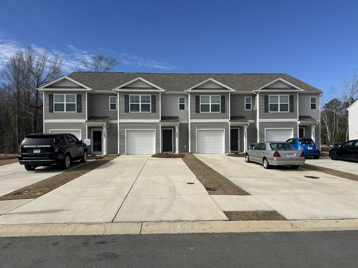 Townhouse for rent at 404 Devotion Lane, Sumter, SC 29150