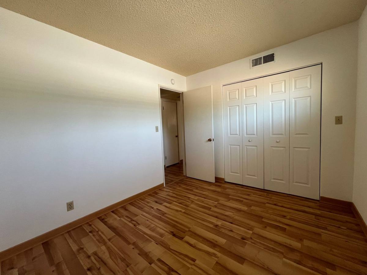 Apartment for rent at 854 Twin Pines Circle, Ashland, OR 97520