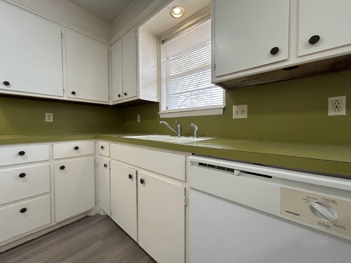 Apartment for rent at 4303 52nd St #B, Lubbock, TX 79413