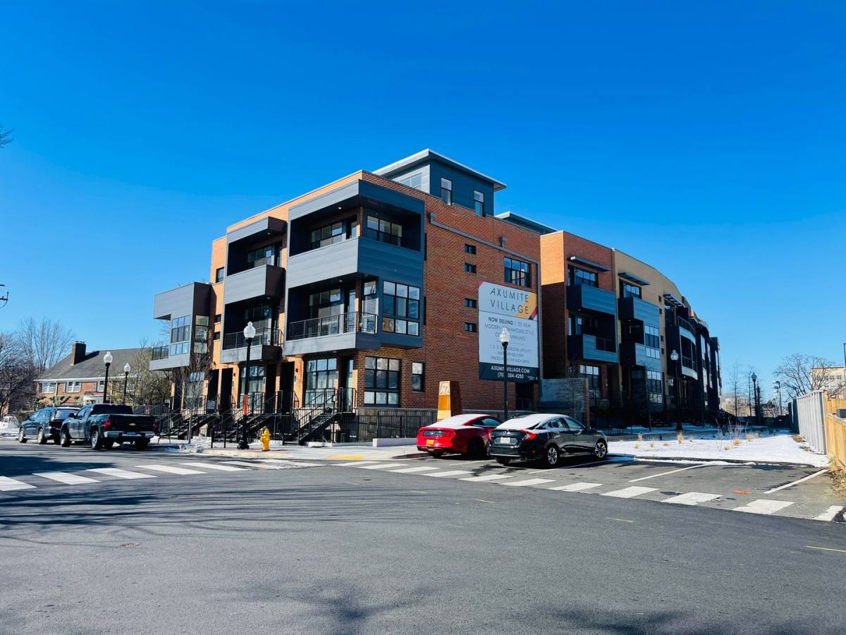 Condo for rent at 1106 S Highland St #2, Arlington, VA 22204