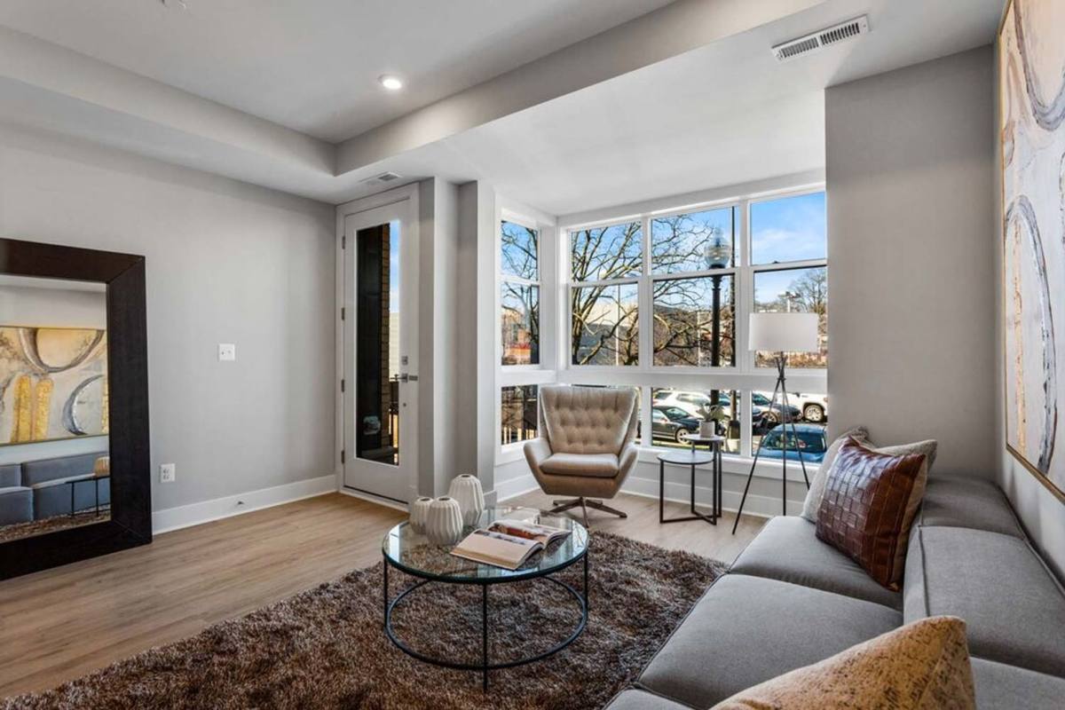 Condo for rent at 1106 S Highland St #2, Arlington, VA 22204