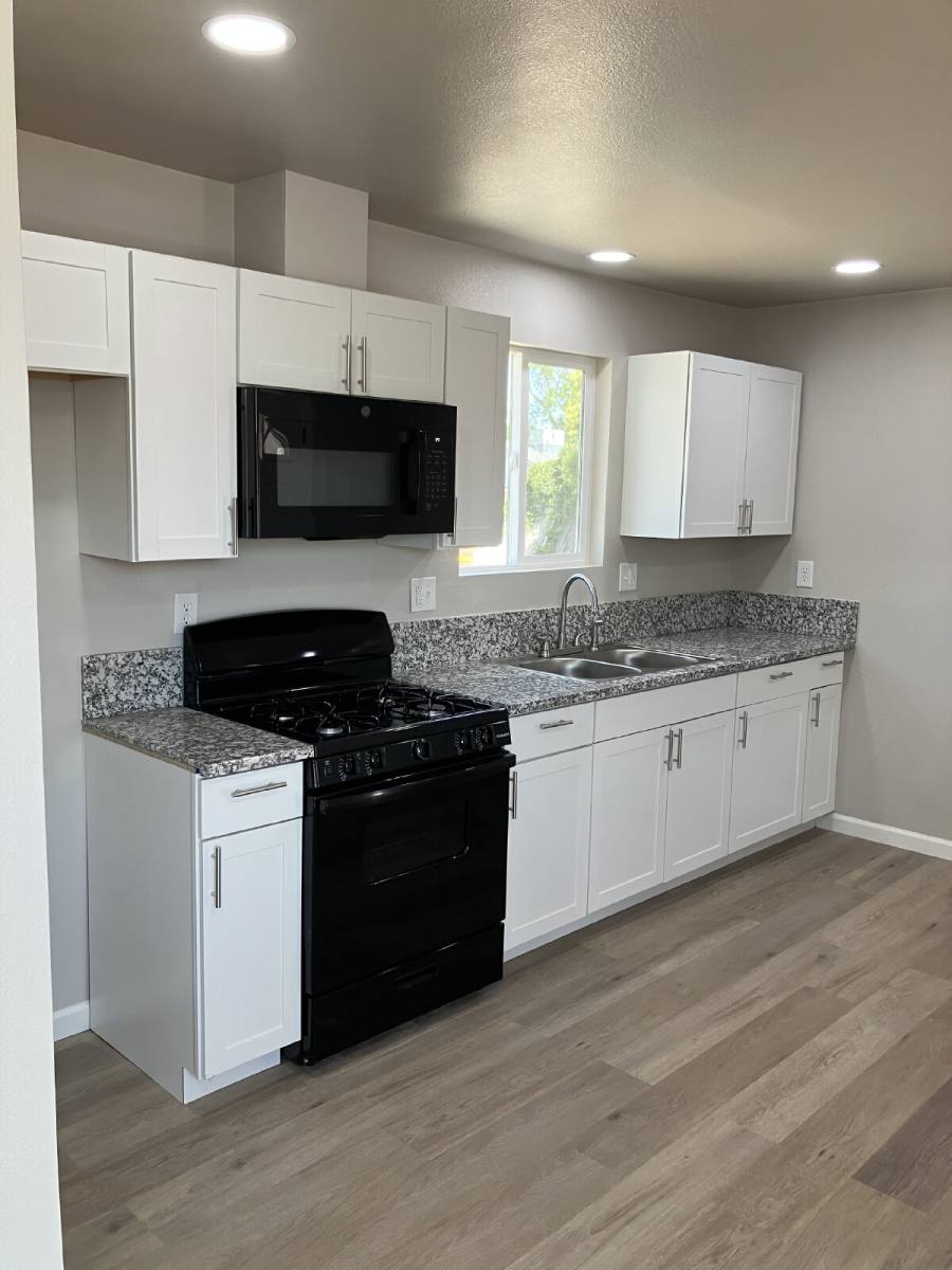 Apartment for rent at 1855 D St #4, Merced, CA 95340
